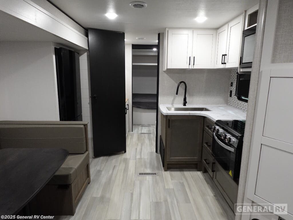 New 2025 Highland Ridge Open Range 26RLS available in Fort Myers, Florida