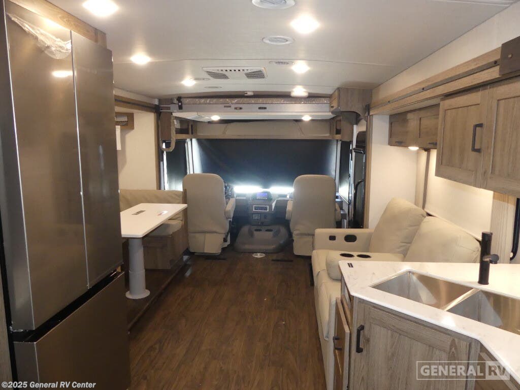 New 2025 Winnebago Vista 34R available in Fort Myers, Florida