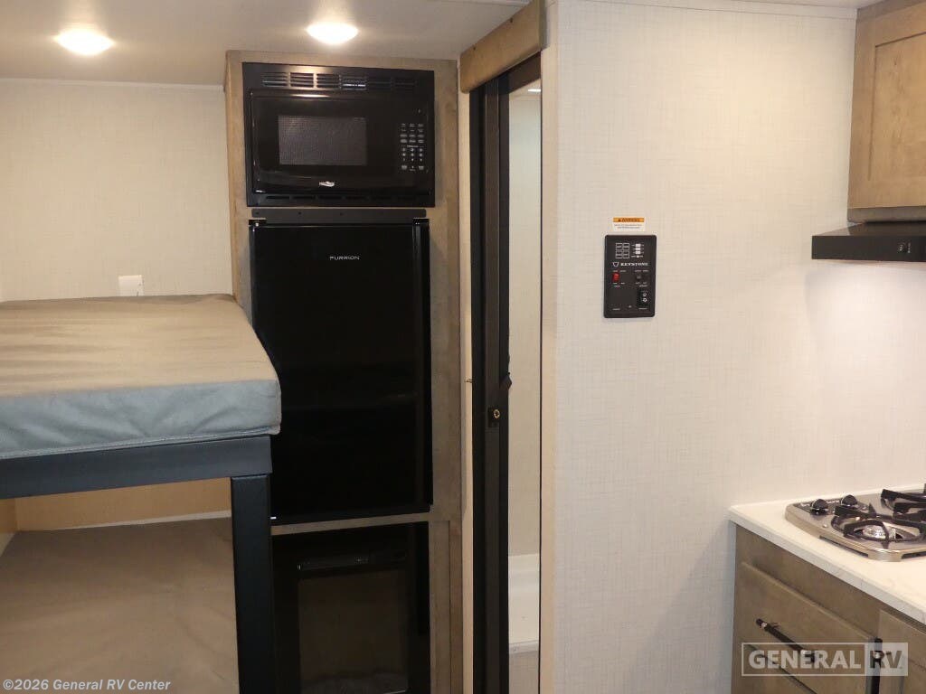 2026 Keystone Springdale 1300BH - New Travel Trailer For Sale by General RV Center in Fort Myers, Florida