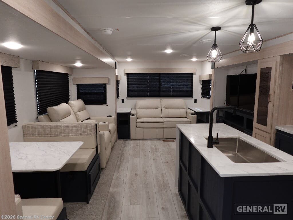 2025 Prime Time Avenger 28REI - New Travel Trailer For Sale by General RV Center in Fort Myers, Florida