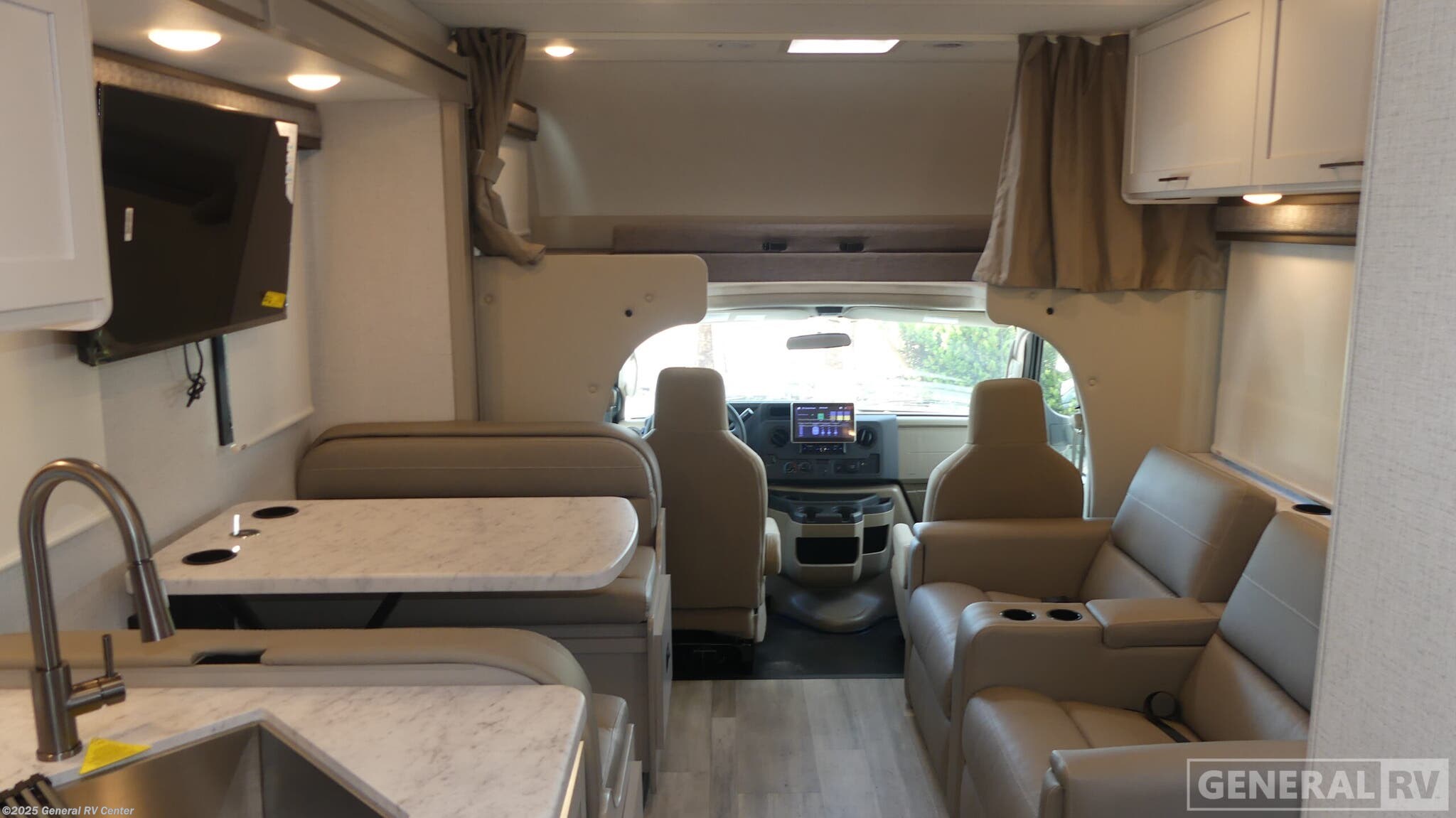 New 2026 Thor Motor Coach Pasadena SE28 available in Fort Myers, Florida
