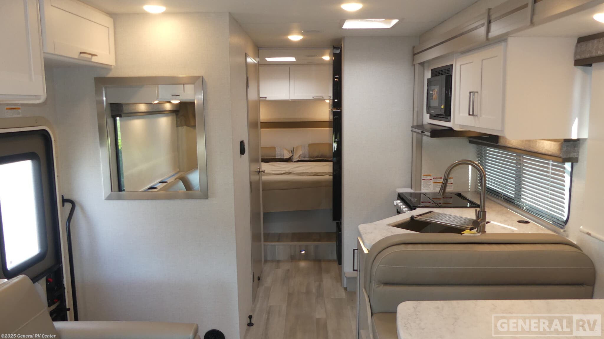 2026 Thor Motor Coach Pasadena SE28 - New Class C For Sale by General RV Center in Fort Myers, Florida