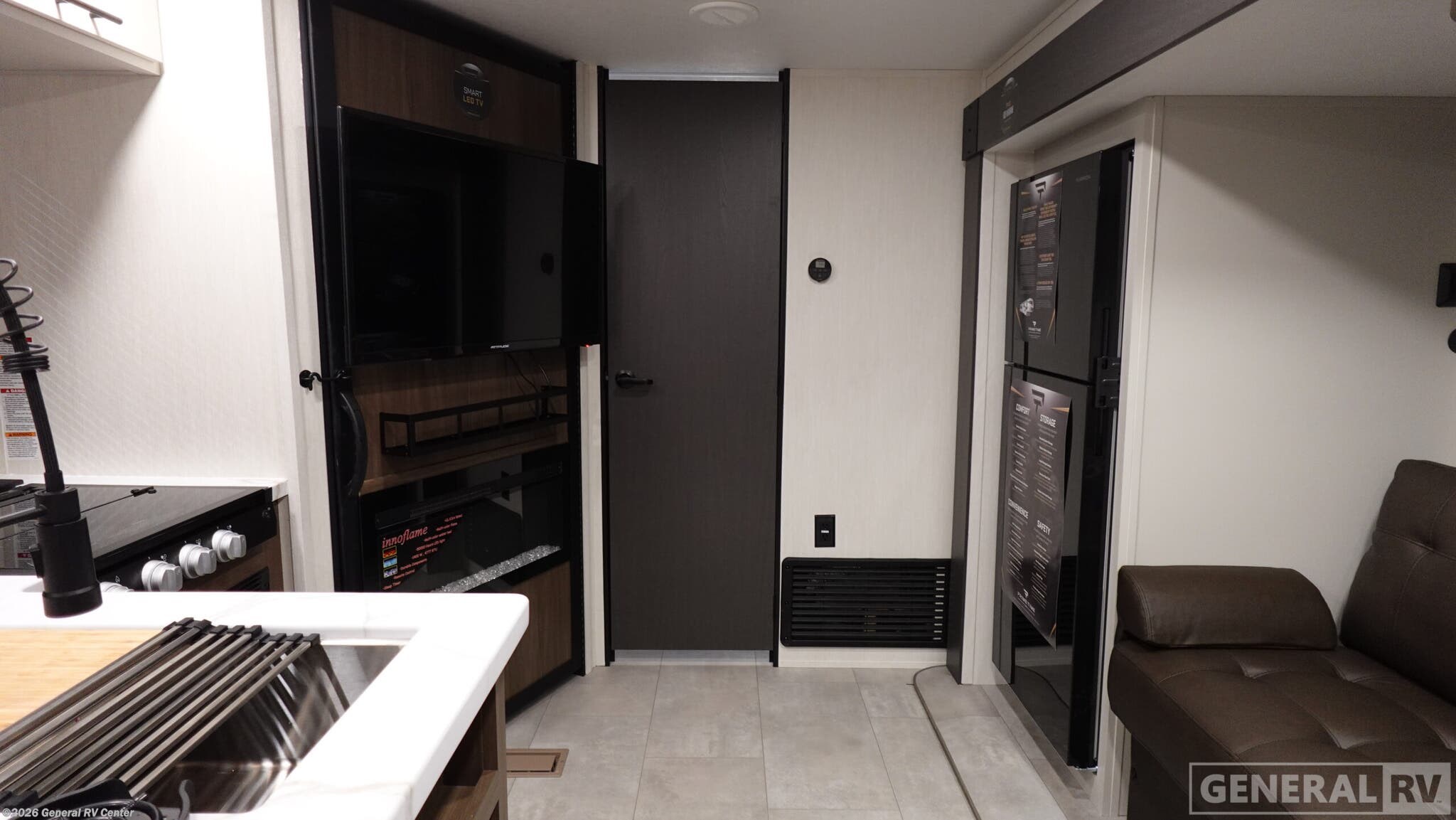 2026 Prime Time Tracer 195RB - New Travel Trailer For Sale by General RV Center in Fort Myers, Florida