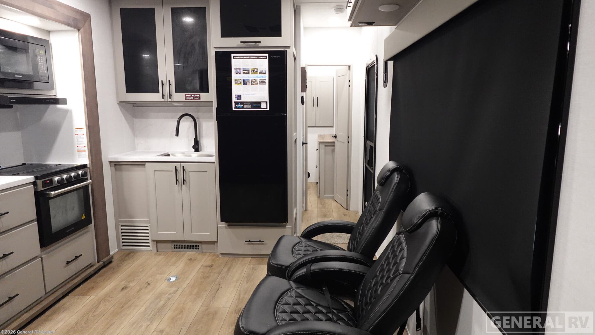 New 2026 Alliance RV Valor 27T14 available in Fort Myers, Florida