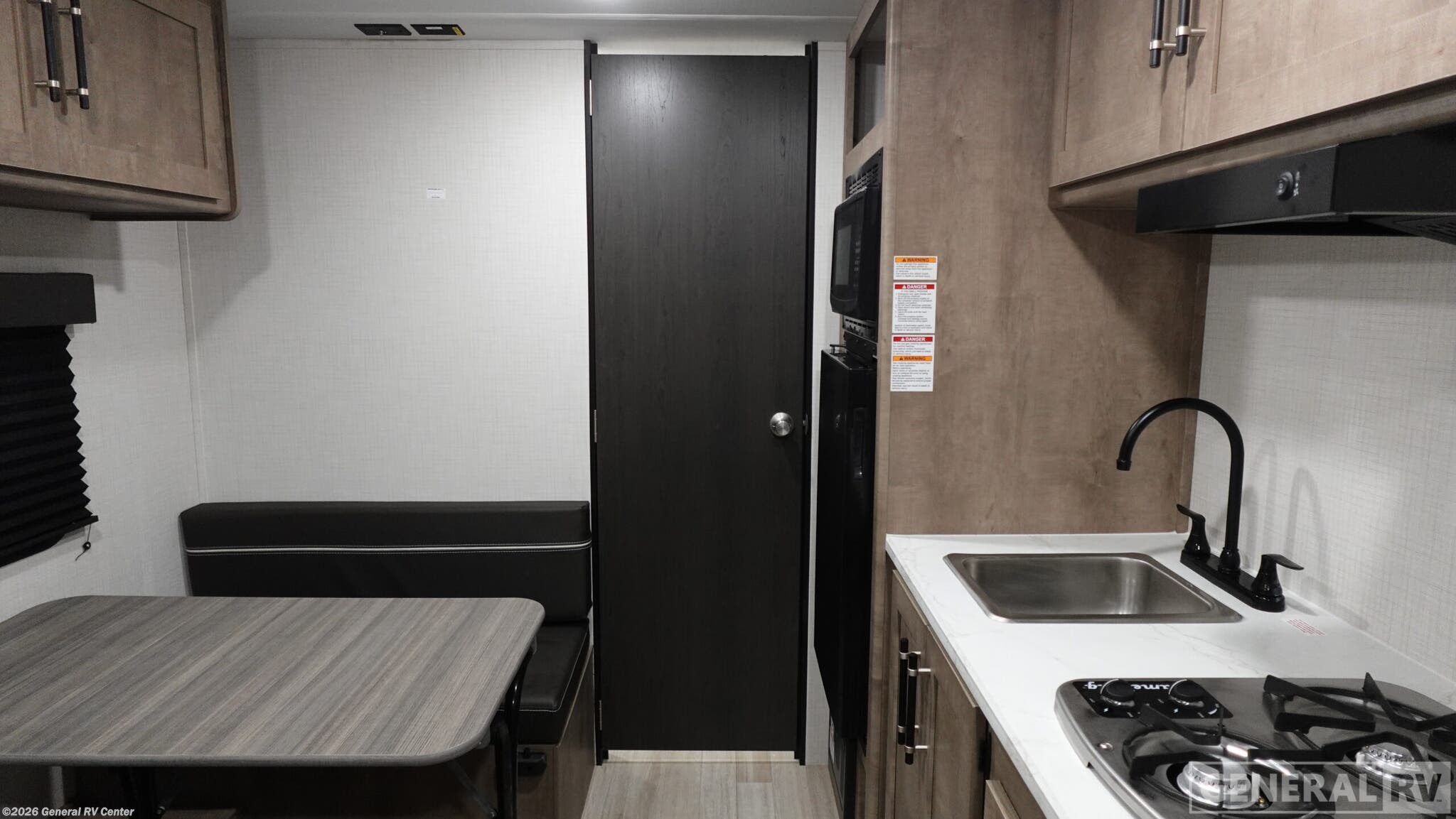 2026 Keystone Springdale 1700FQ - New Travel Trailer For Sale by General RV Center in Fort Myers, Florida