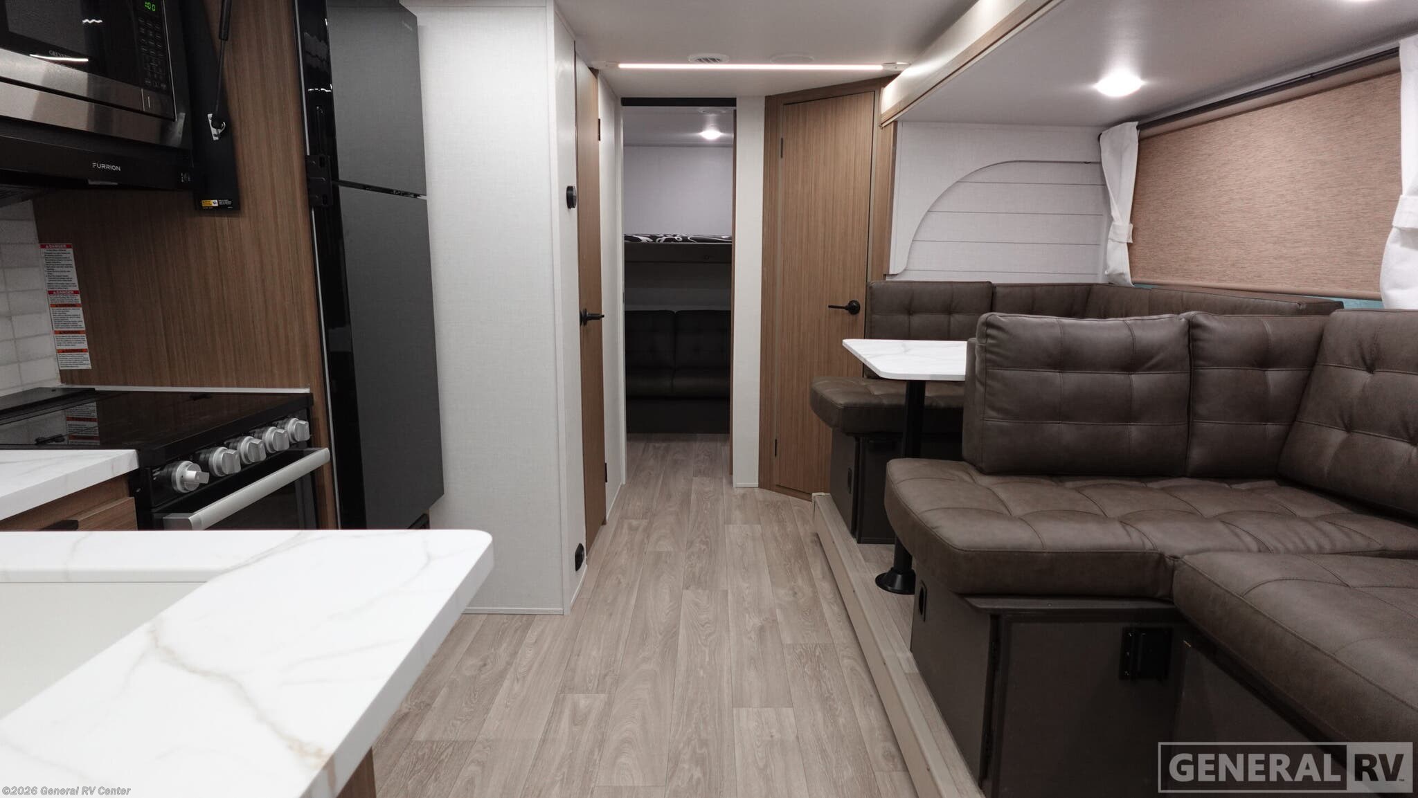 2025 Forest River Salem 273QBXL - New Travel Trailer For Sale by General RV Center in Fort Myers, Florida