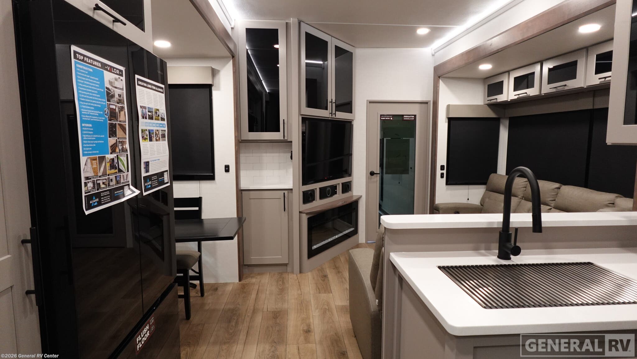 2026 Alliance RV Valor 44V14 - New Fifth Wheel For Sale by General RV Center in Fort Myers, Florida