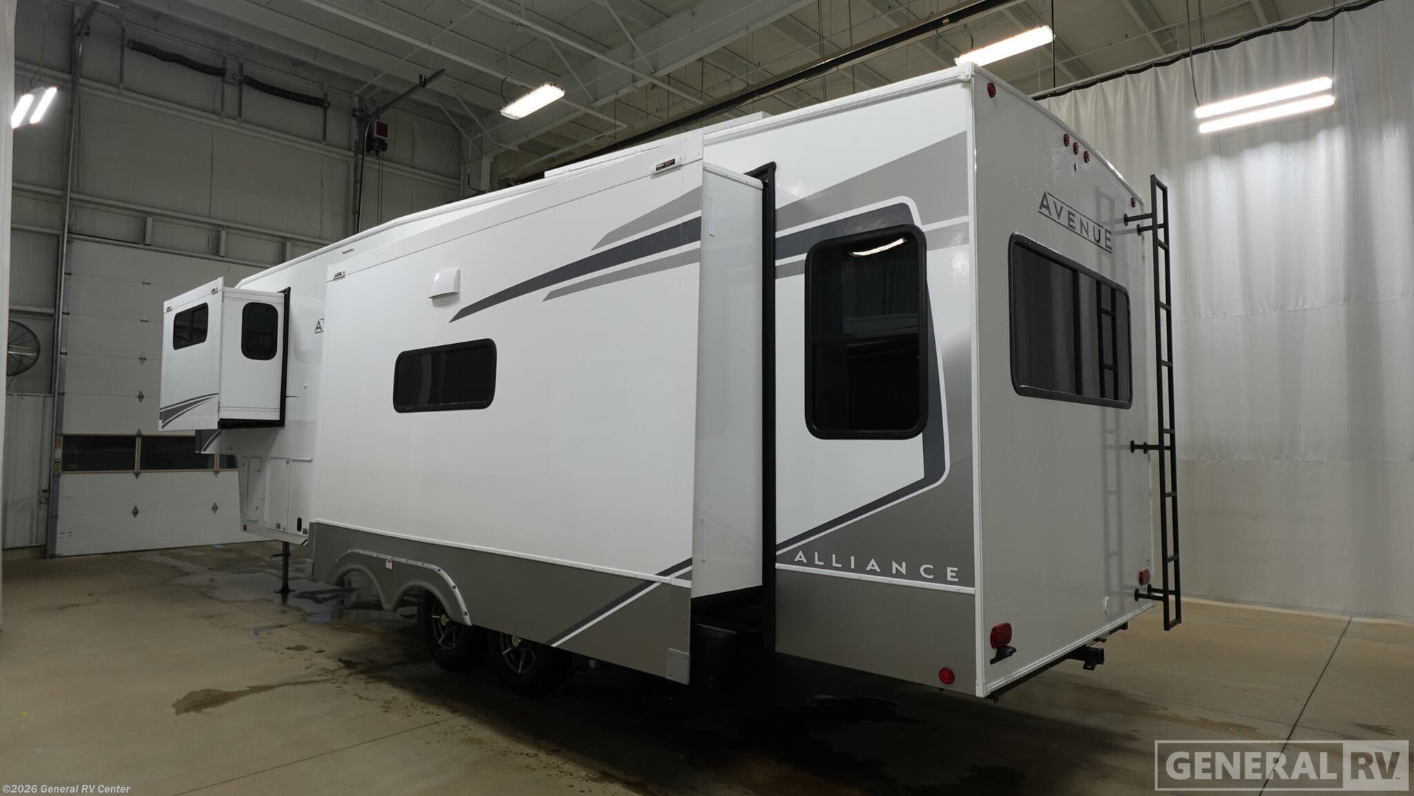 2026 Avenue 32RLS by Alliance RV from General RV Center in Fort Myers, Florida