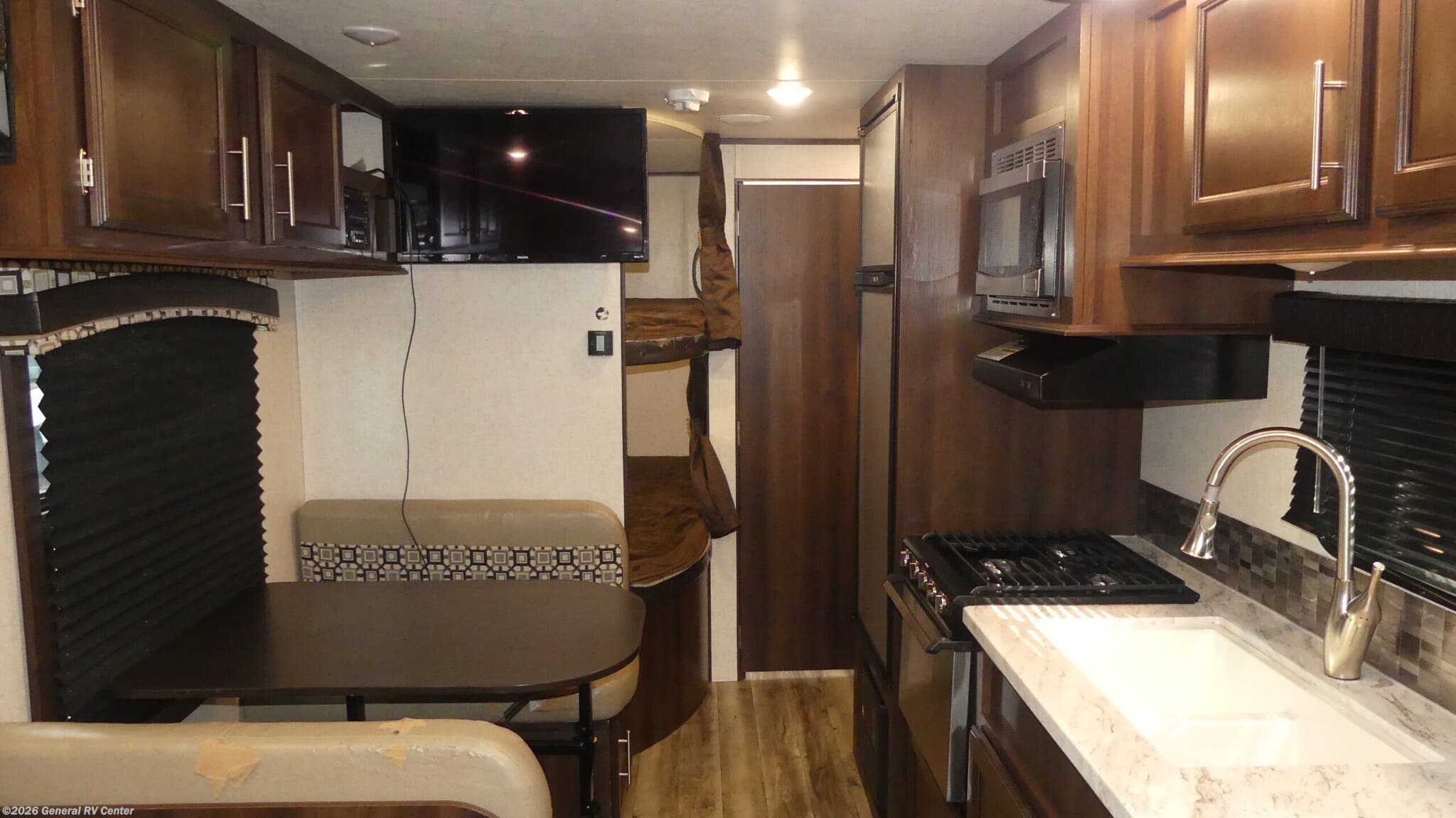 2019 Jayco Jay Flight 26BH - Used Travel Trailer For Sale by General RV Center in Fort Myers, Florida
