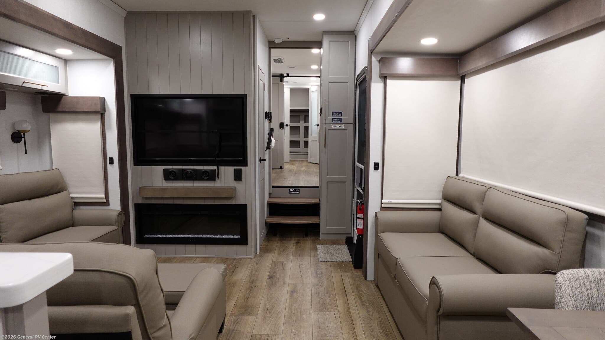 New 2026 Alliance RV Paradigm 382RK available in Fort Myers, Florida