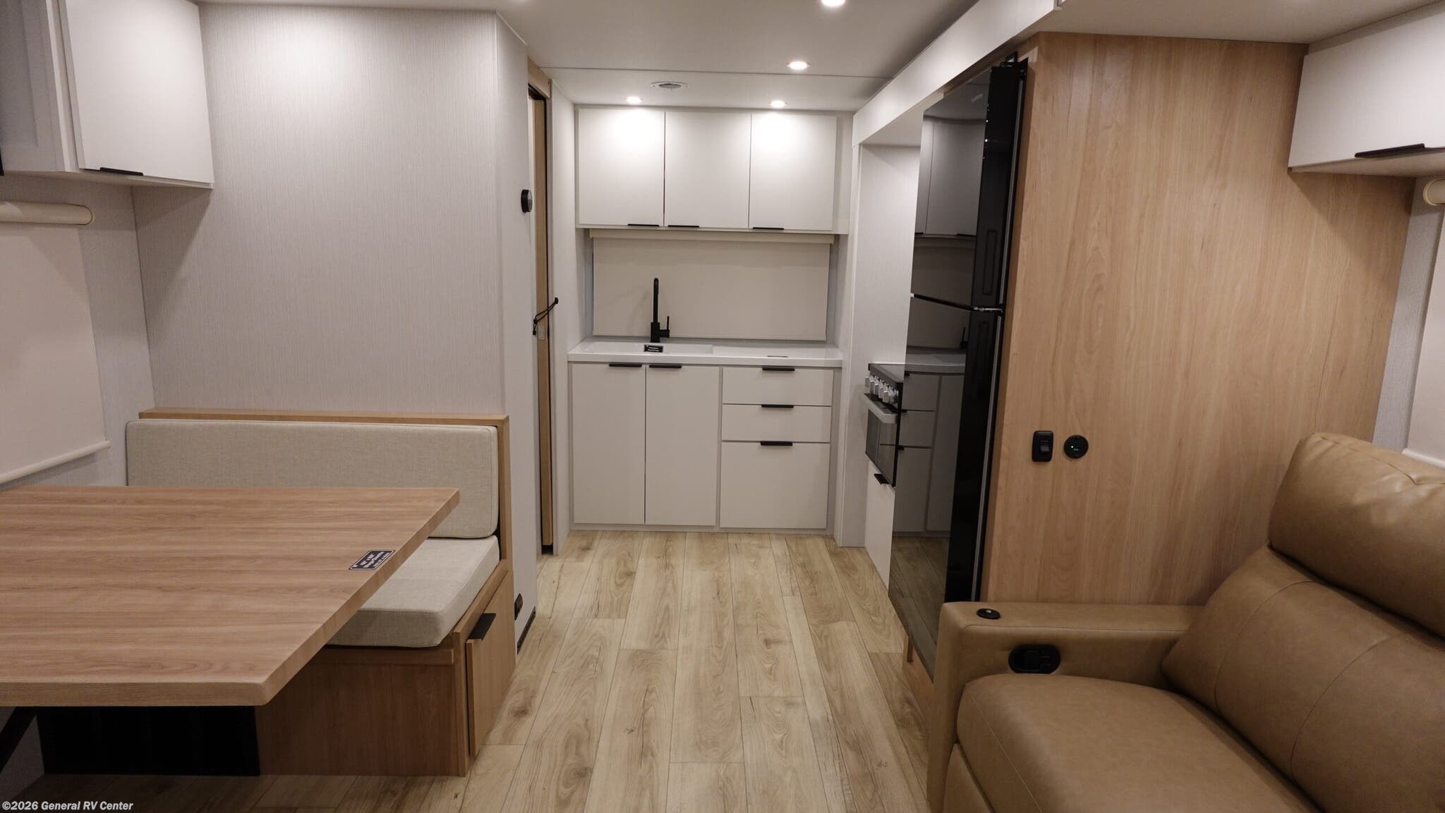 2026 Winnebago Thrive 22MLS - New Travel Trailer For Sale by General RV Center in Fort Myers, Florida