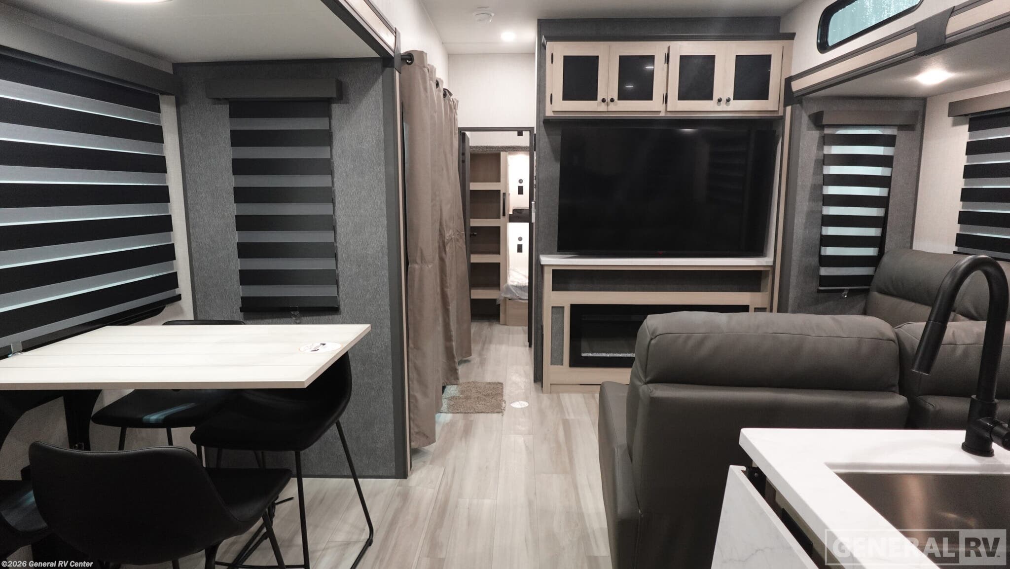 2026 Prime Time LaCrosse 44PARK - New Travel Trailer For Sale by General RV Center in Fort Myers, Florida