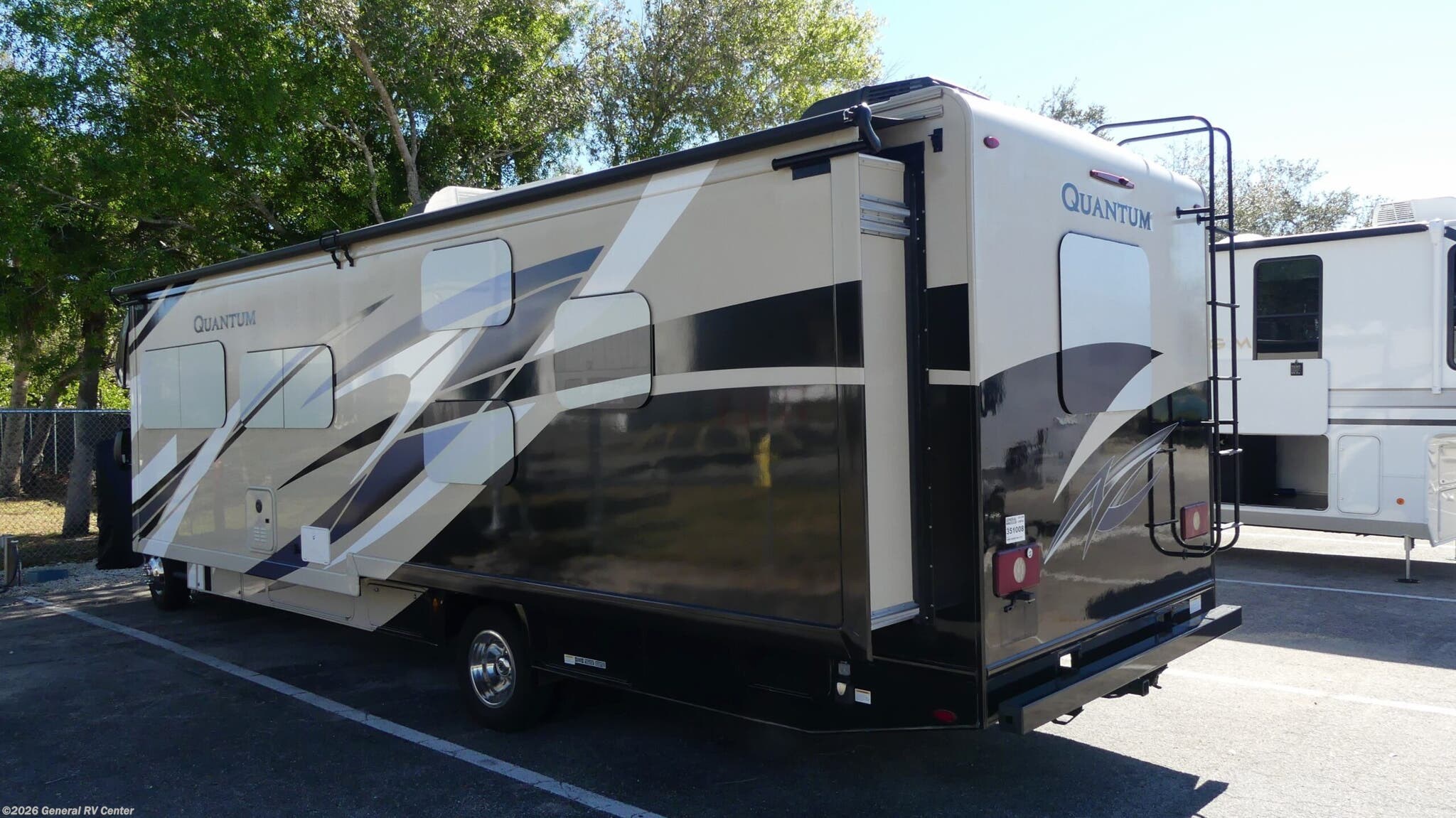 2021 Quantum LF31 by Thor Motor Coach from General RV Center in Fort Myers, Florida