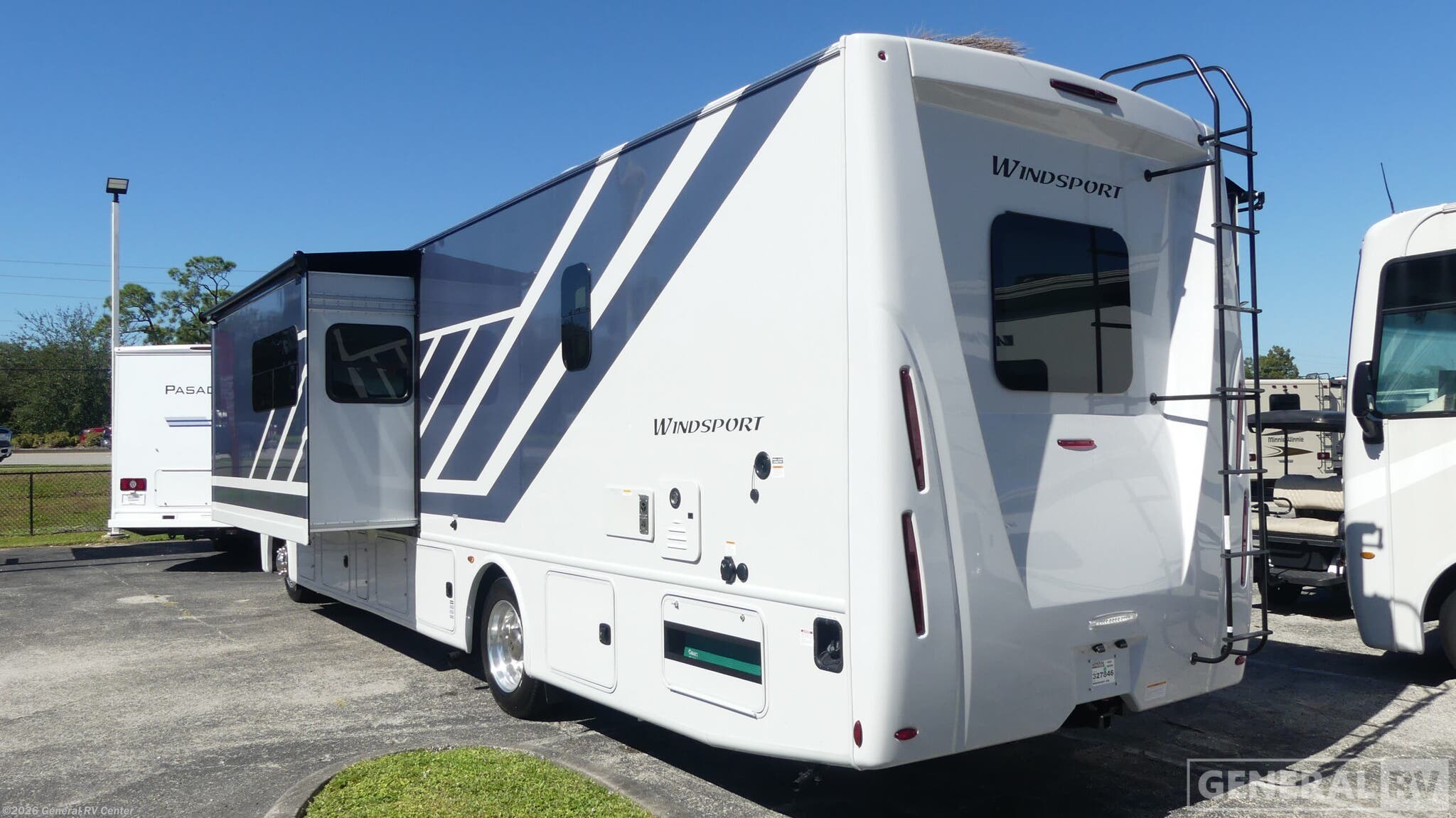2026 Windsport 35R by Thor Motor Coach from General RV Center in Fort Myers, Florida