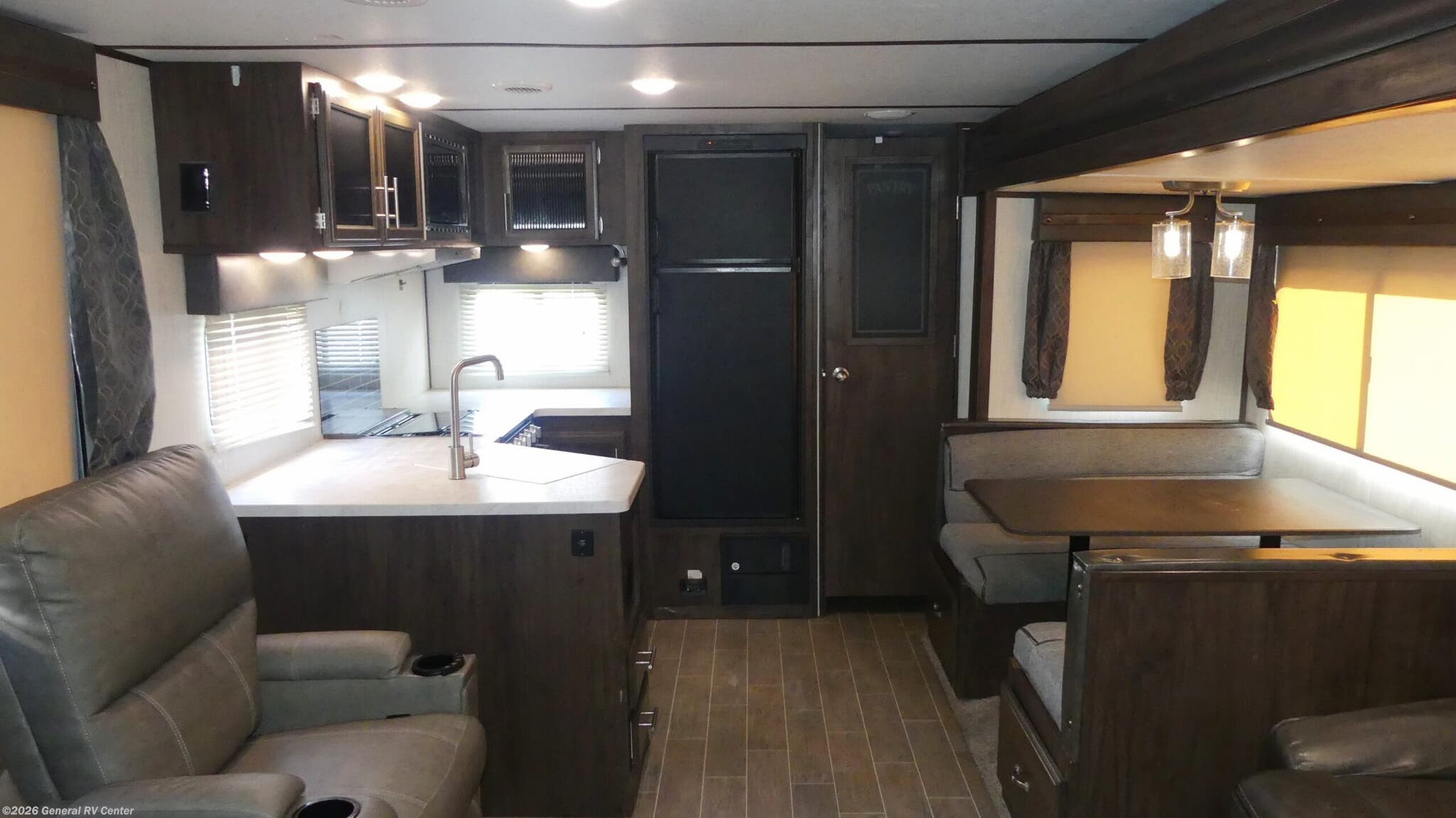 2020 Forest River Cherokee Alpha Wolf 27RK - Used Travel Trailer For Sale by General RV Center in Fort Myers, Florida