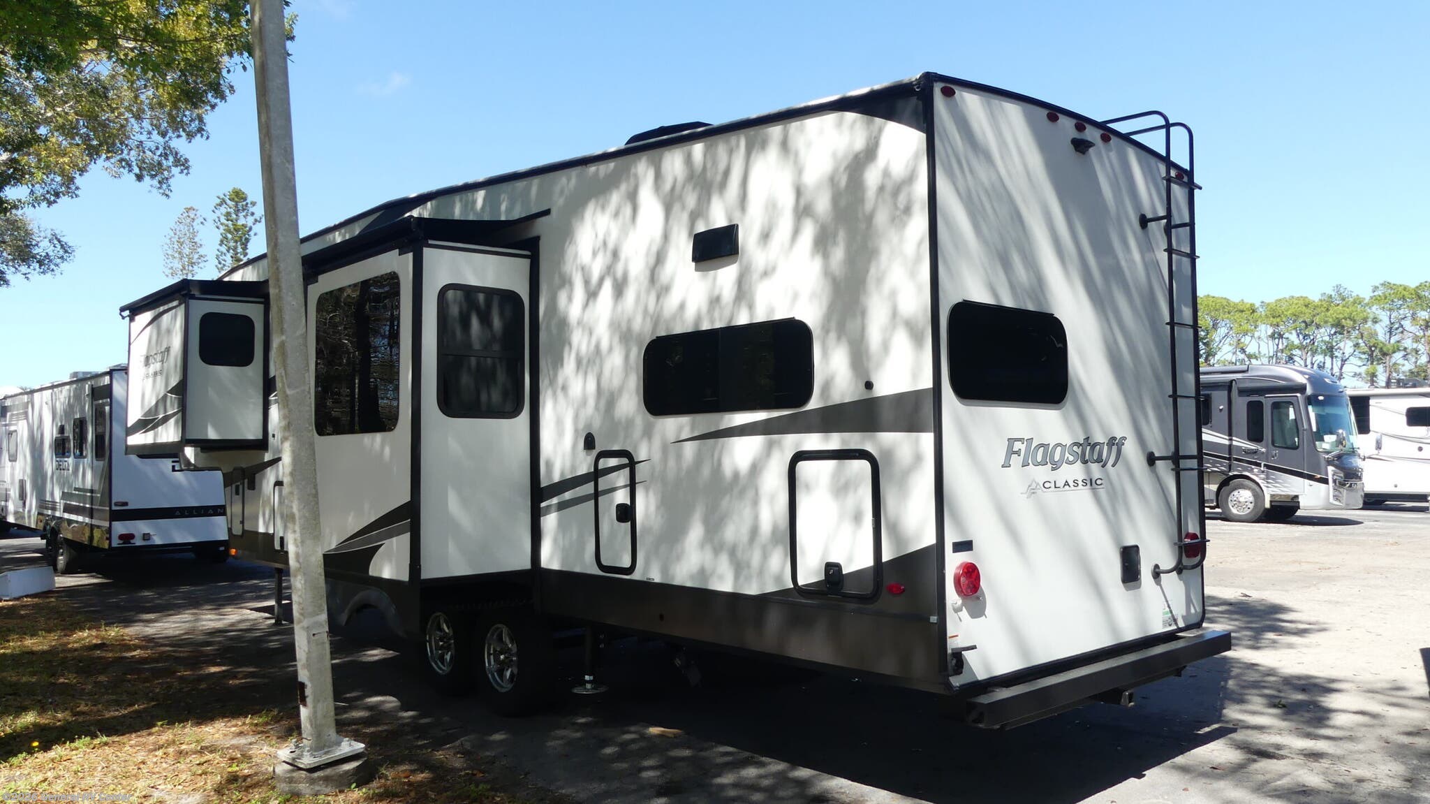 2023 Flagstaff Classic 8529CLBS by Forest River from General RV Center in Fort Myers, Florida