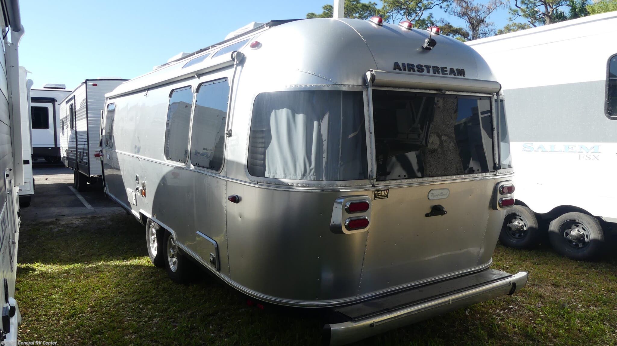 2023 Flying Cloud 27FB Queen by Airstream from General RV Center in Fort Myers, Florida