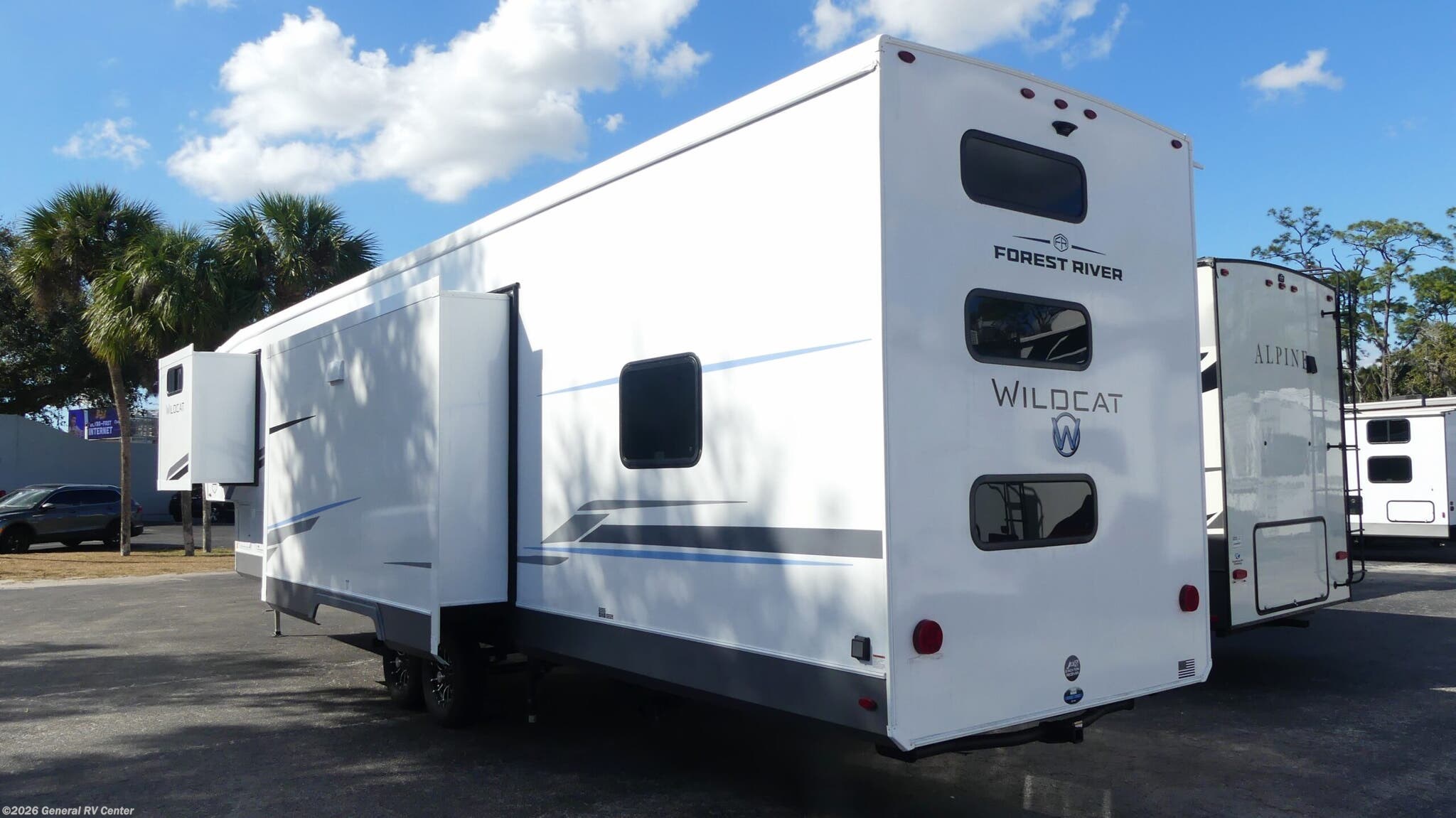 2026 Wildcat 35CRIB by Forest River from General RV Center in Fort Myers, Florida