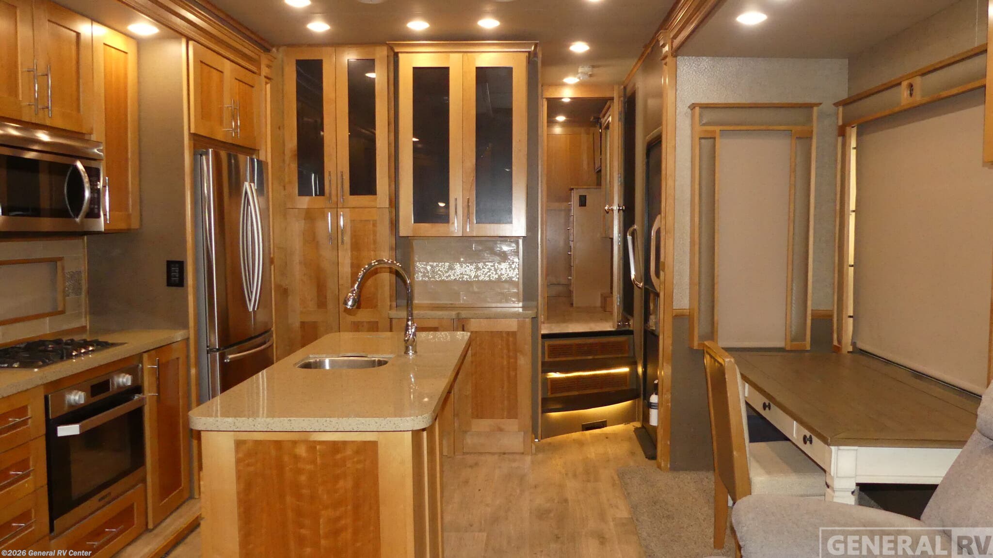 Used 2018 Vanleigh Vilano 320GK available in Fort Myers, Florida