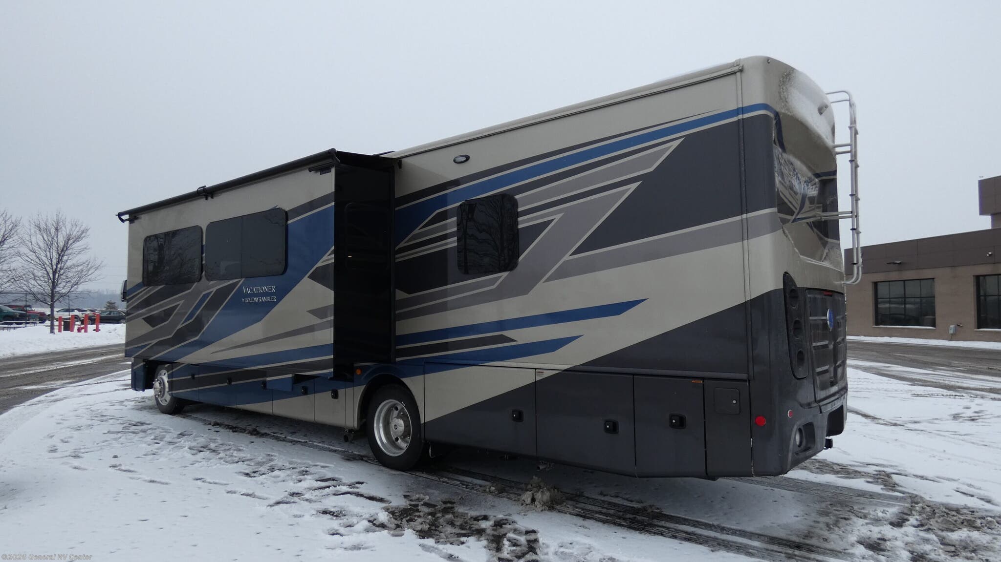 2026 Vacationer 35K by Holiday Rambler from General RV Center in Fort Myers, Florida