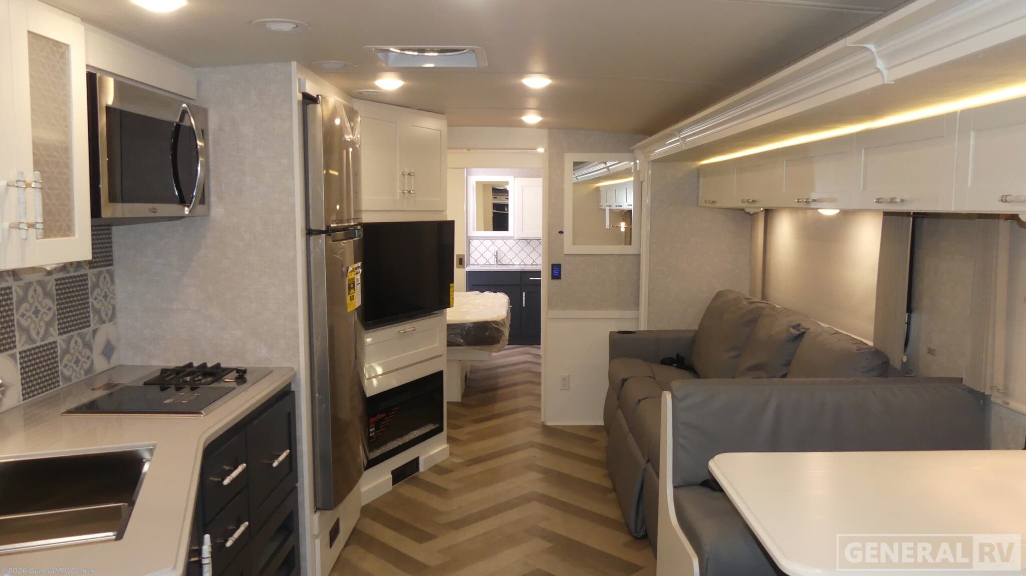 2025 Winnebago Adventurer 35F - New Class A For Sale by General RV Center in Fort Myers, Florida