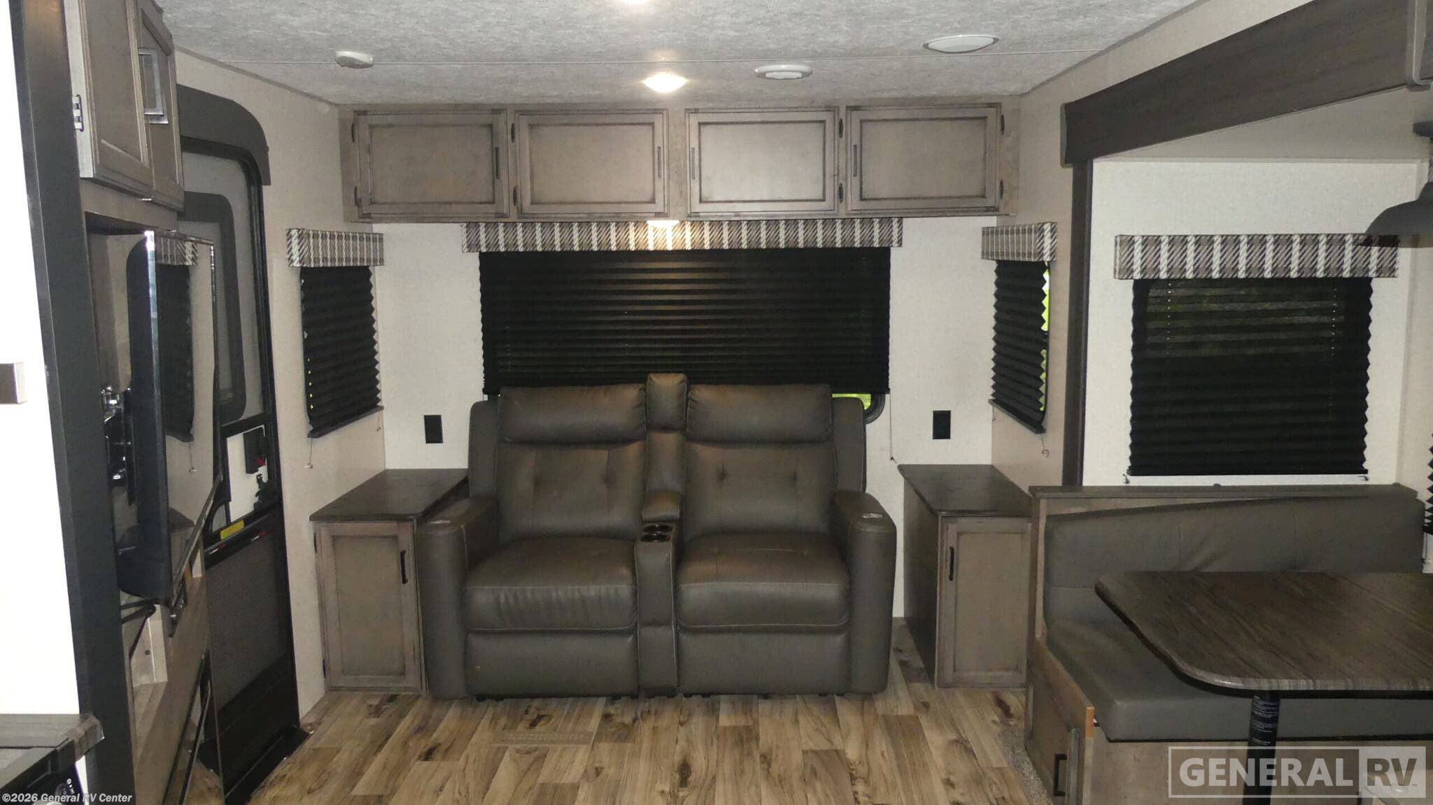 2022 Venture RV Stratus SR261VRL - Used Travel Trailer For Sale by General RV Center in Fort Myers, Florida