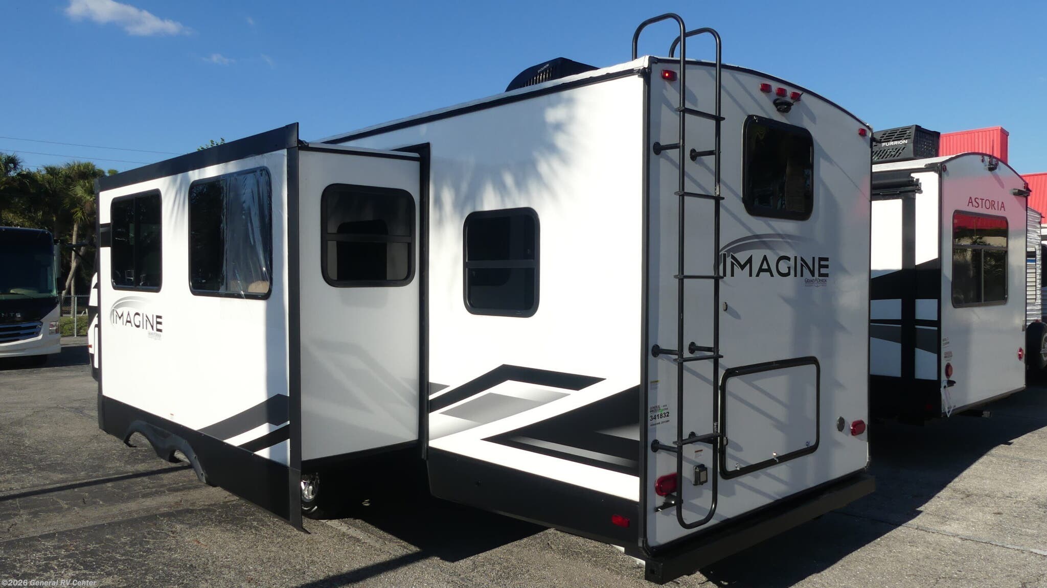 2022 Imagine 2910BH by Grand Design from General RV Center in Fort Myers, Florida
