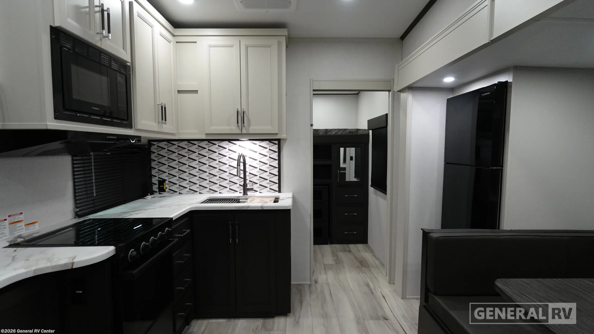 2026 Keystone Arcadia Super Lite 308SLBH - New Fifth Wheel For Sale by General RV Center in Fort Myers, Florida