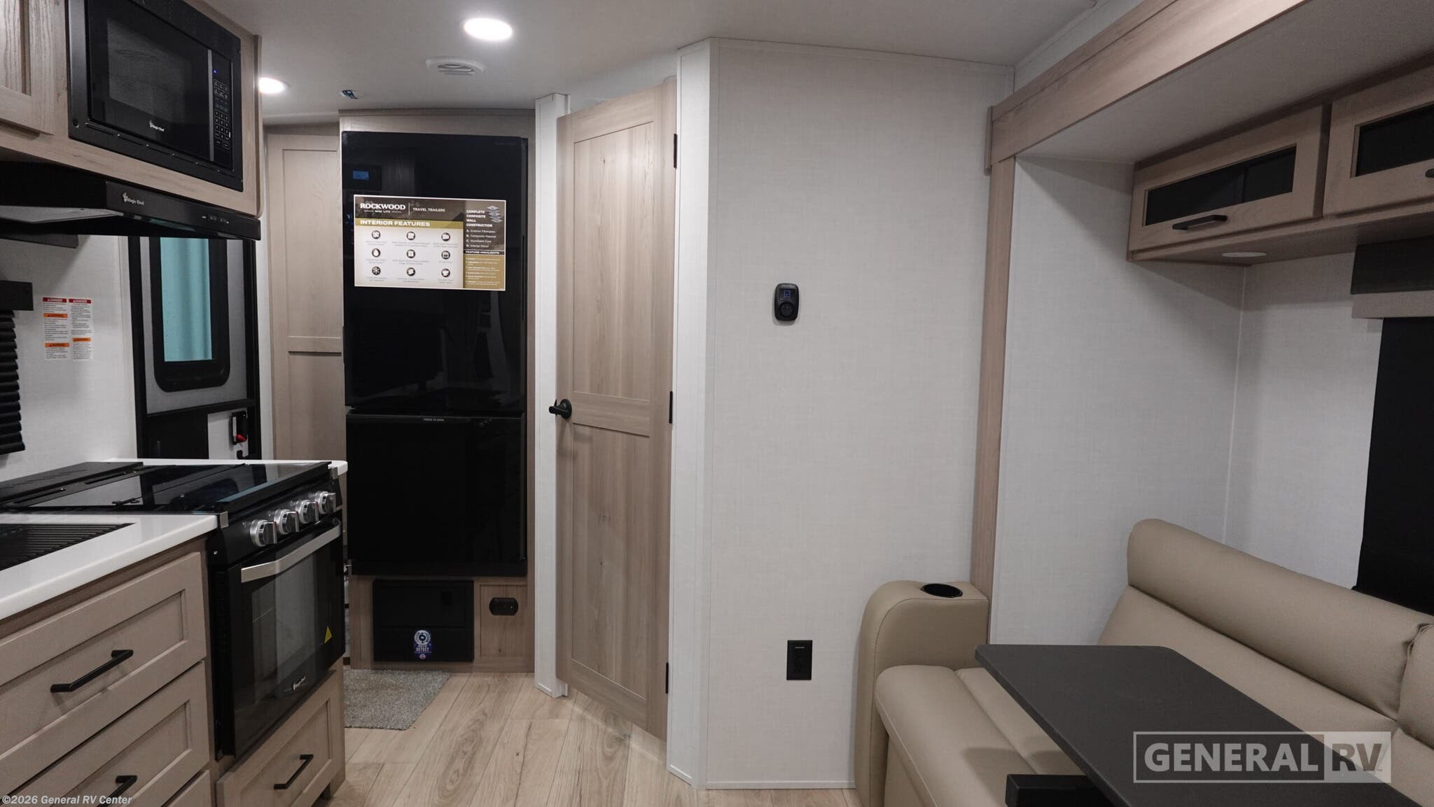 2026 Forest River Rockwood Mini Lite 2109S - New Travel Trailer For Sale by General RV Center in Fort Myers, Florida