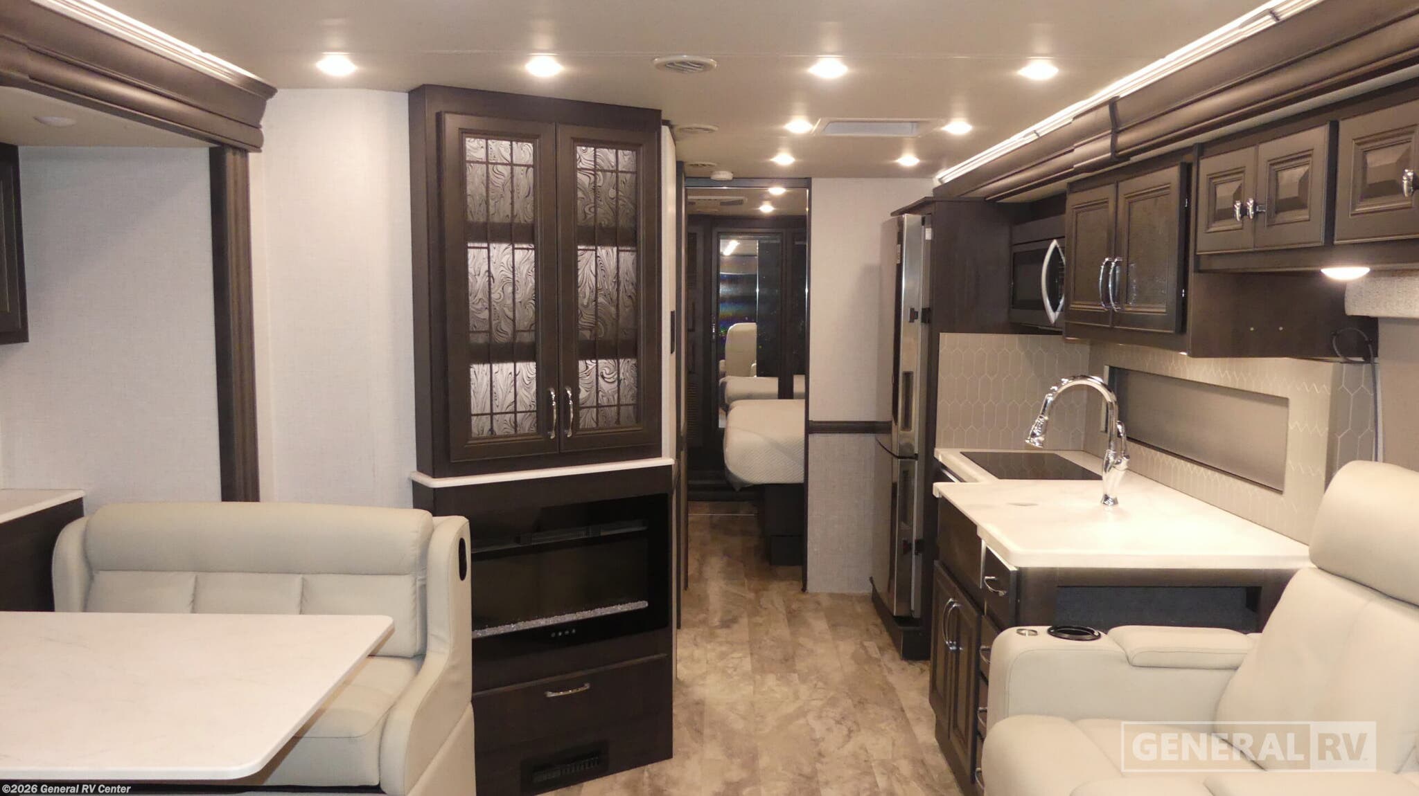 2024 Holiday Rambler Nautica 33TL - Used Class A For Sale by General RV Center in Fort Myers, Florida