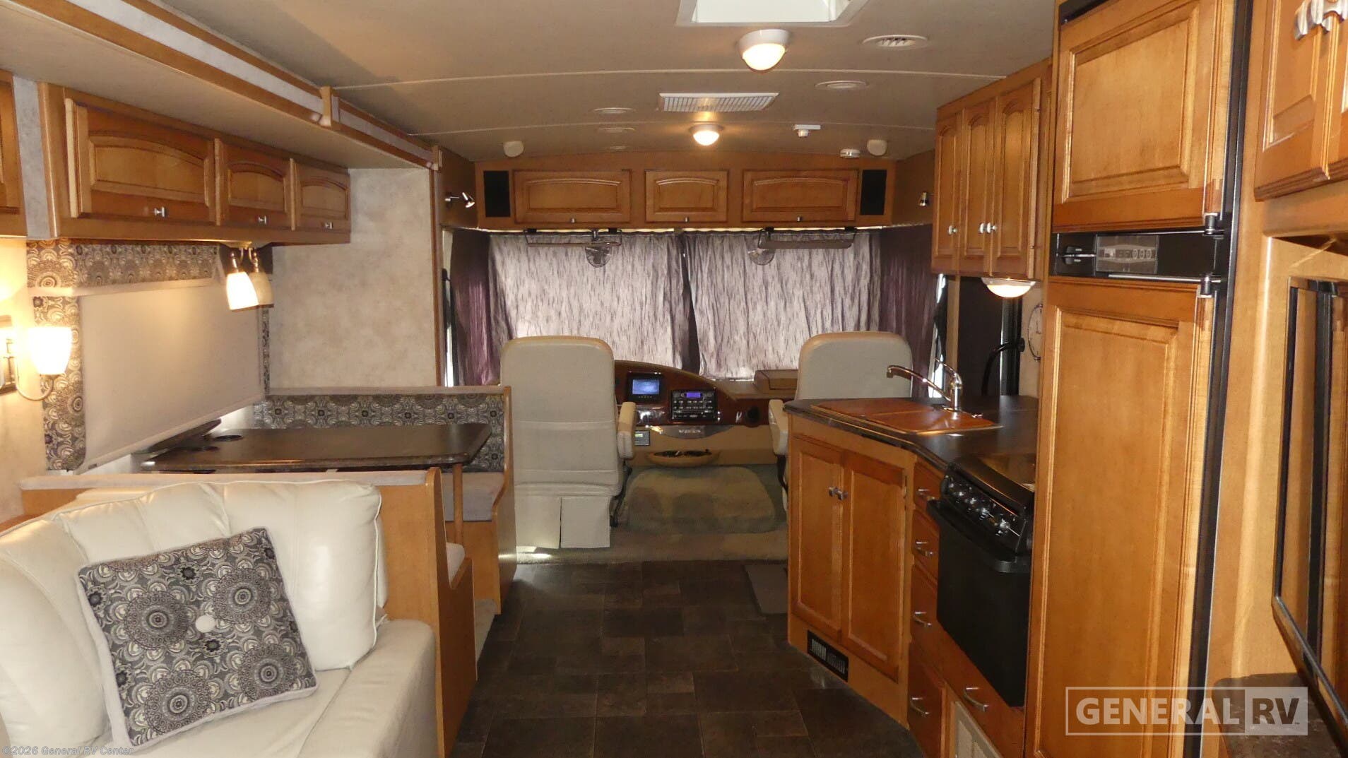 Used 2014 Winnebago Vista 35F available in Fort Myers, Florida