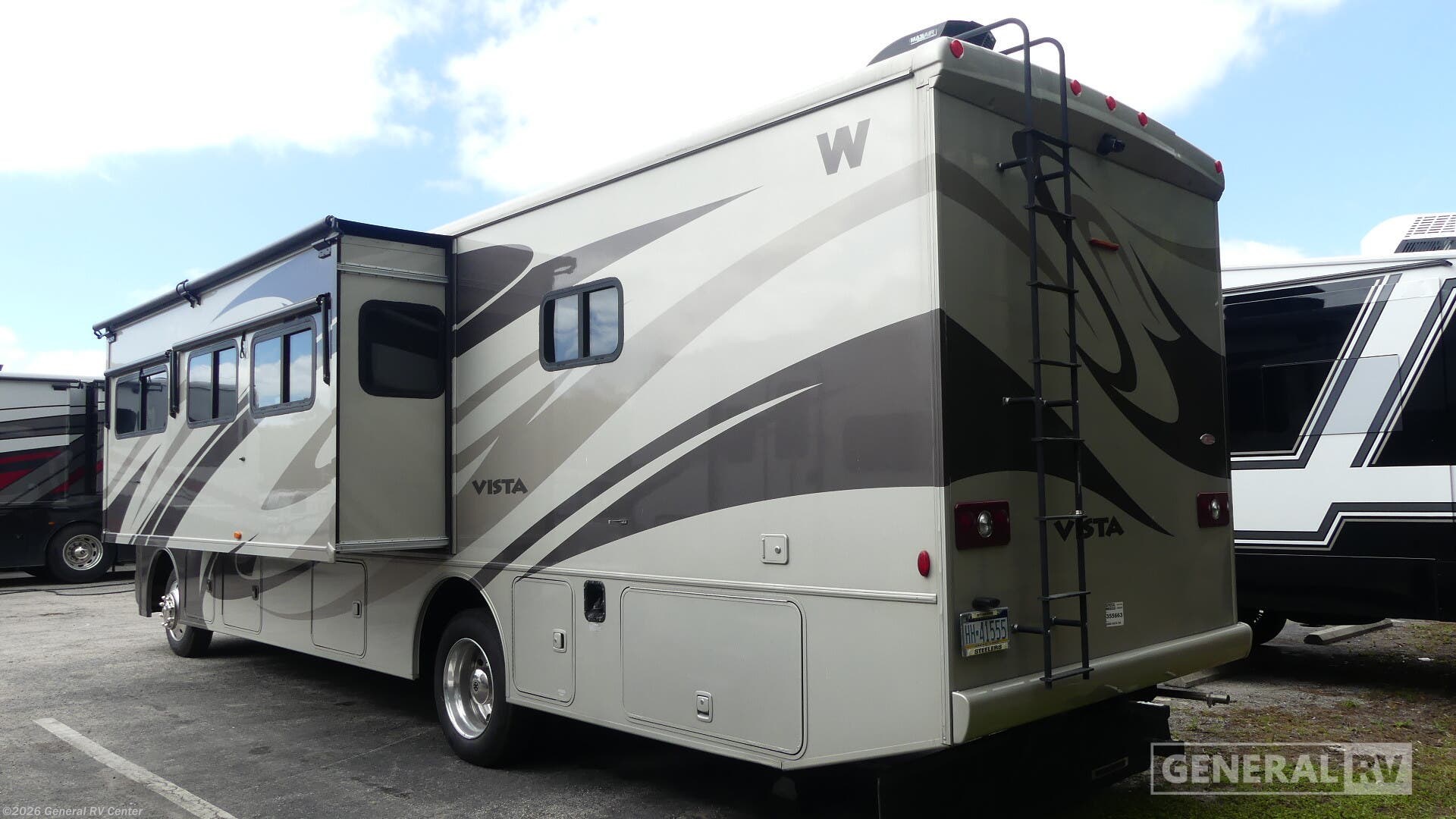 2014 Vista 35F by Winnebago from General RV Center in Fort Myers, Florida