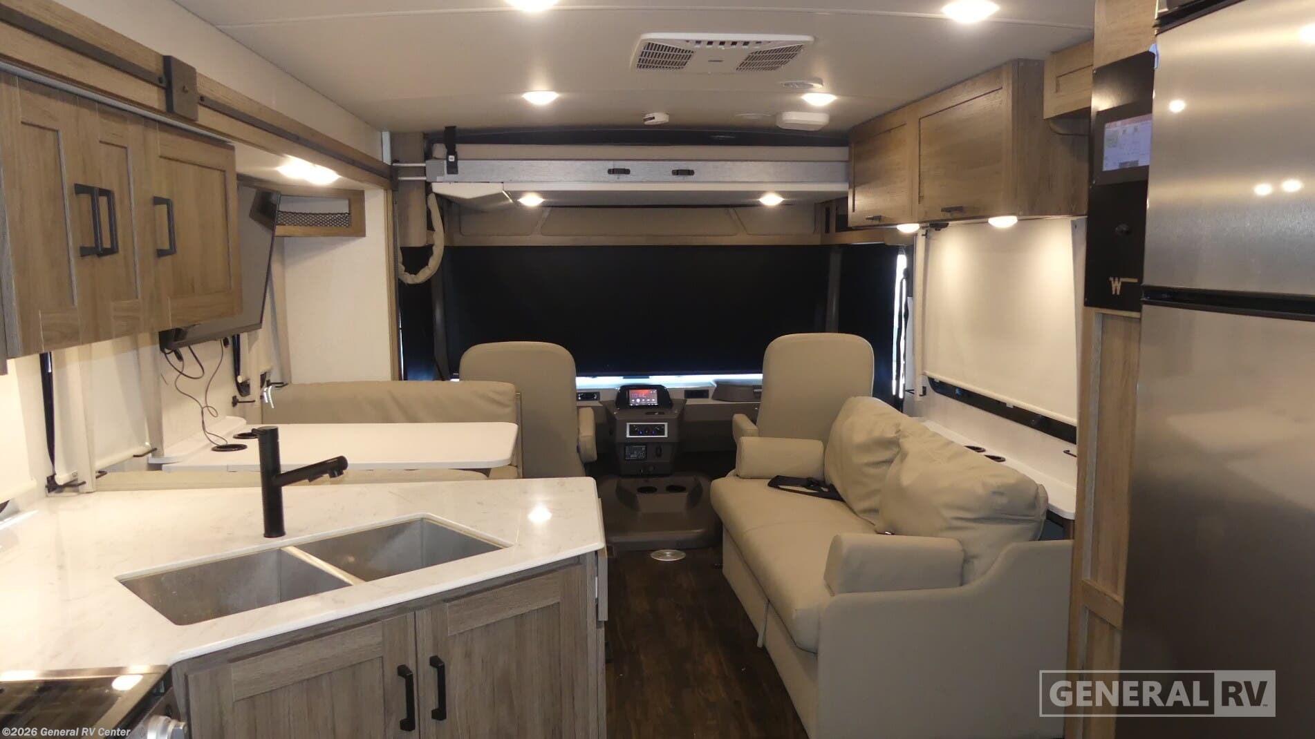 Used 2025 Winnebago Vista 31B available in Fort Myers, Florida