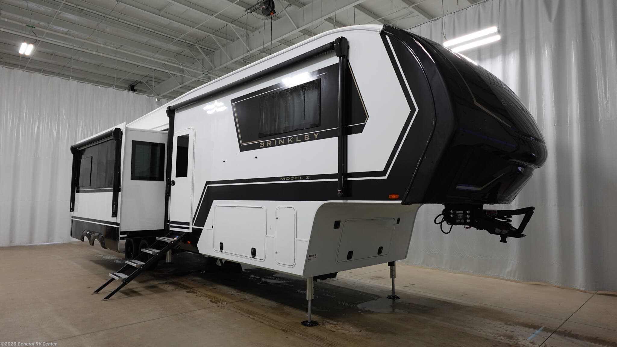 2026 Alliance RV Paradigm 382RK - New Fifth Wheel For Sale by General RV Center in Fort Myers, Florida