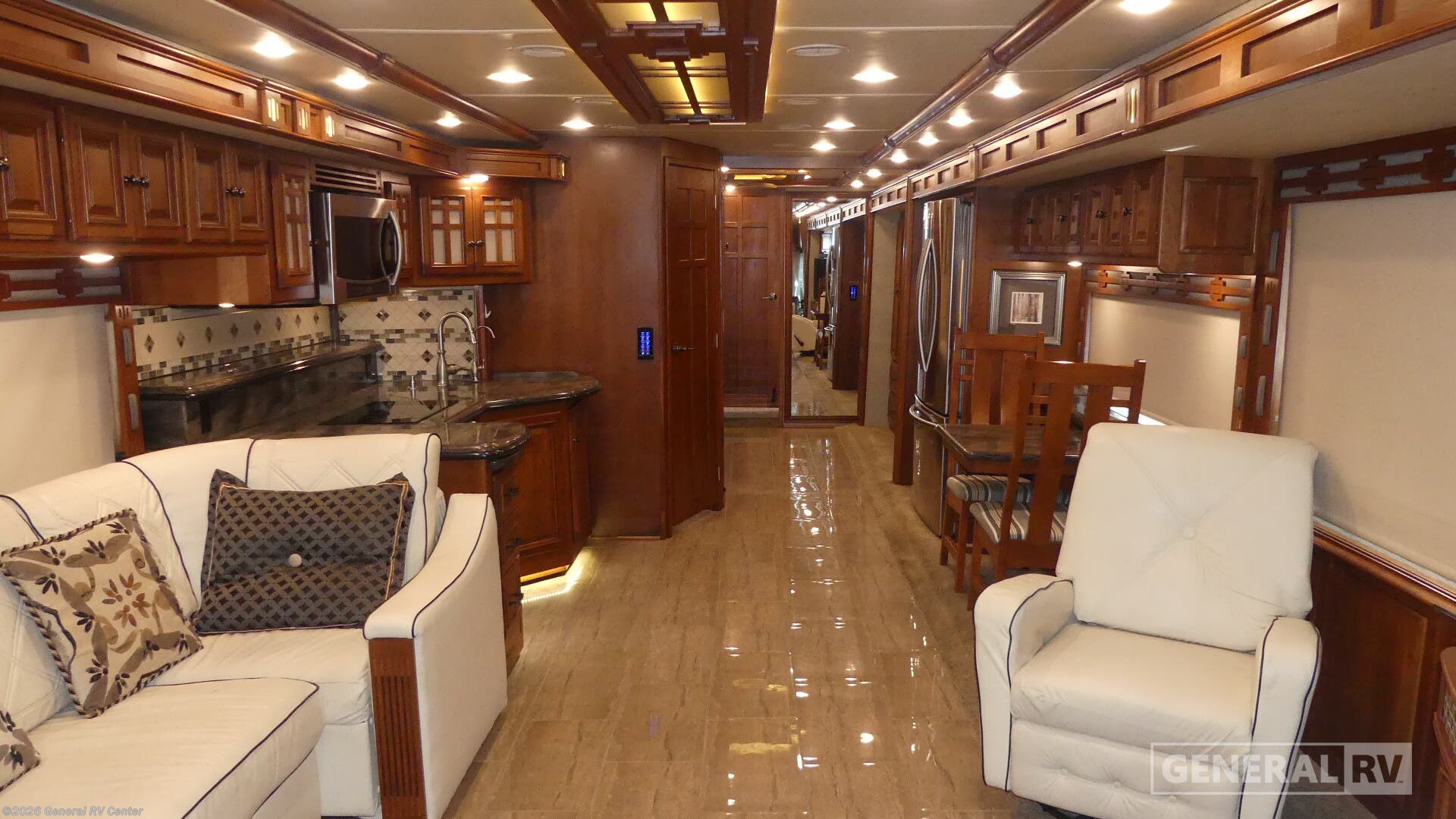 2017 Winnebago Tour 42QD - Used Class A For Sale by General RV Center in Fort Myers, Florida