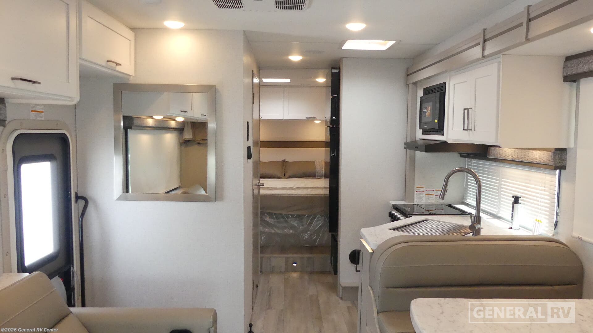 2026 Thor Motor Coach Pasadena SE SE28 - New Class C For Sale by General RV Center in Fort Myers, Florida