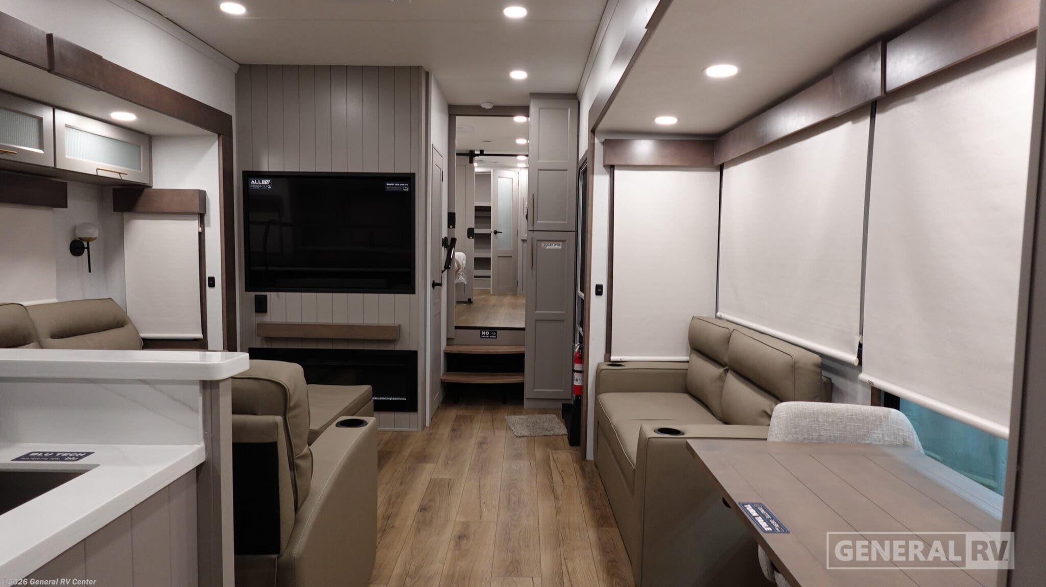 New 2026 Alliance RV Paradigm 382RK available in Fort Myers, Florida