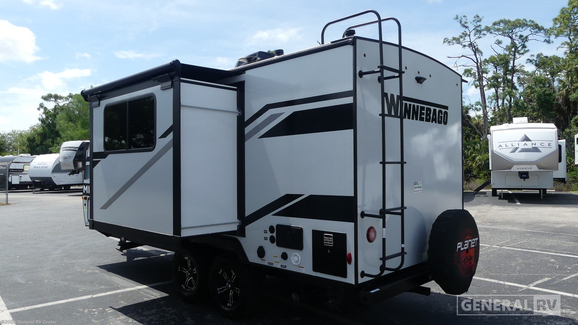 2024 Micro Minnie 2108FBS by Winnebago from General RV Center in Fort Myers, Florida