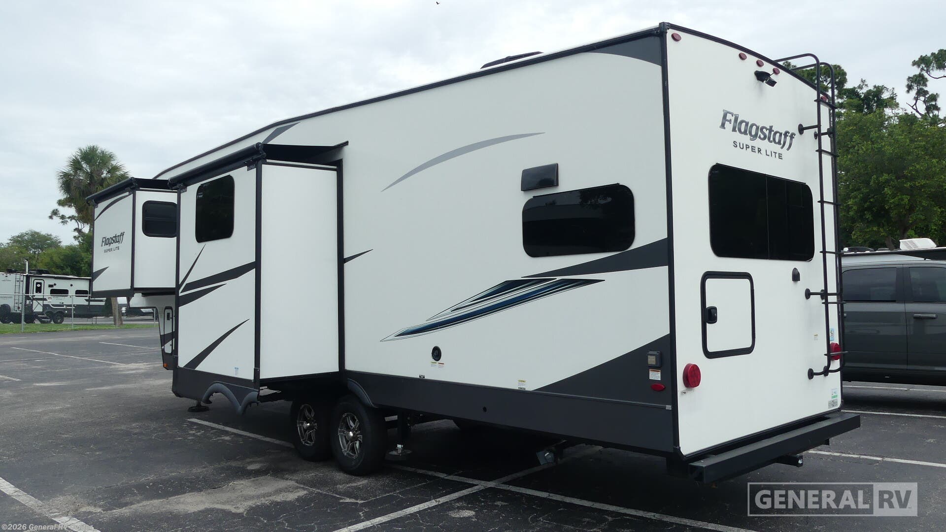 2022 Flagstaff Super Lite 528MBS by Forest River from General RV Center in Fort Myers, Florida