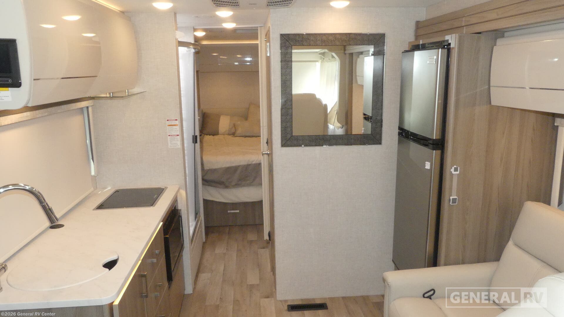 2025 Thor Motor Coach Vegas 26.1 - Used Class A For Sale by General RV Center in Fort Myers, Florida