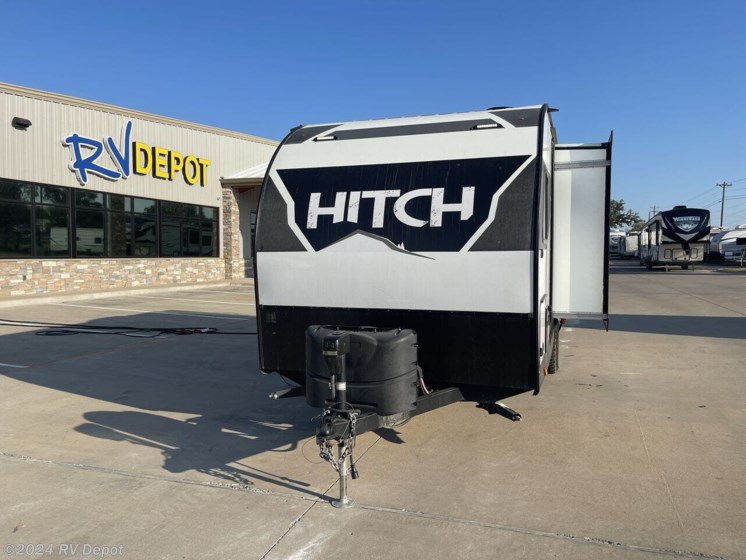 Used 2022 Cruiser RV Hitch 18BHS available in Cleburne, Texas