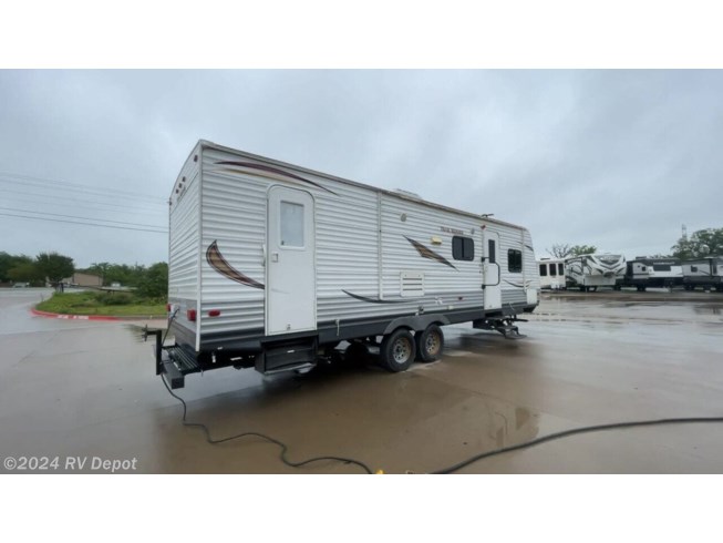 2013 Heartland Trail Runner 29FQBS - Used Travel Trailer For Sale by RV Depot in Cleburne , Texas