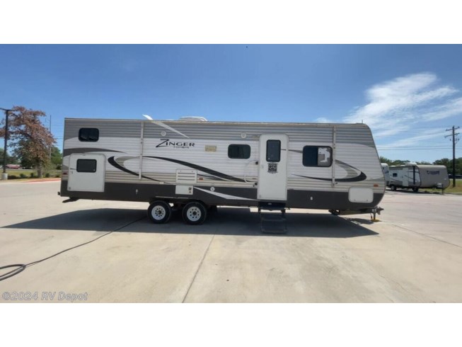 2014 Zinger 320QB by CrossRoads from RV Depot in Cleburne , Texas