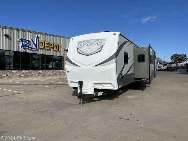 Used 2017 CrossRoads Volante RTZ33BH available in Cleburne , Texas
