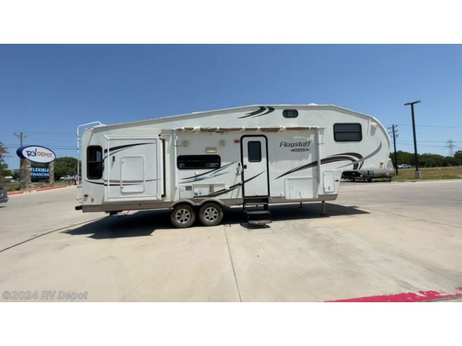 2010 Flagstaff 8528CKSS by Forest River from RV Depot in Cleburne , Texas