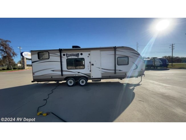 2016 Wildwood X-Lite 261BHXL by Forest River from RV Depot in Cleburne , Texas