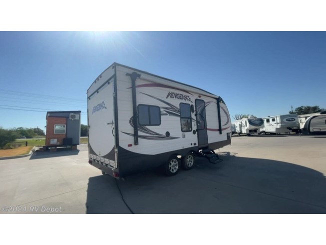 2015 Forest River Vengeance 19V - Used Toy Hauler For Sale by RV Depot in Cleburne , Texas