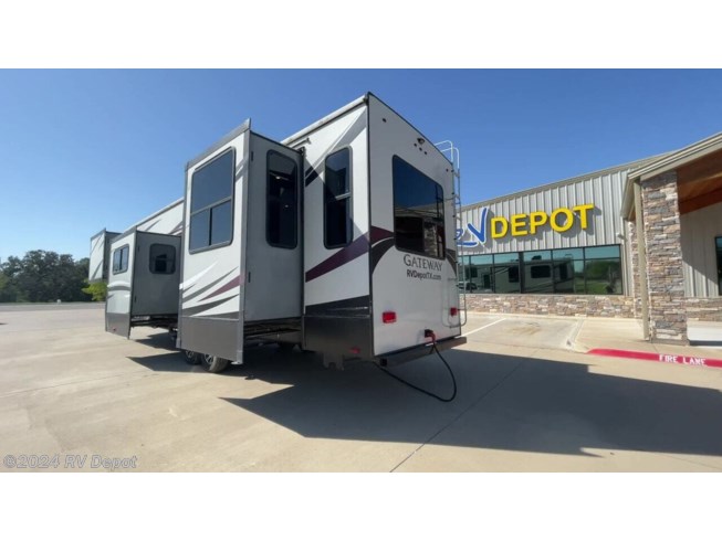 2017 Gateway 3712RDMB by Heartland from RV Depot in Cleburne , Texas