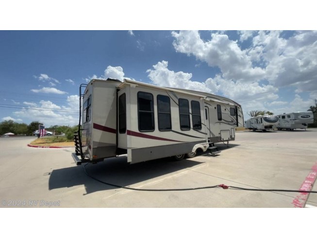 2014 Palomino Sabre 34REQS-6 - Used Fifth Wheel For Sale by RV Depot in Cleburne , Texas