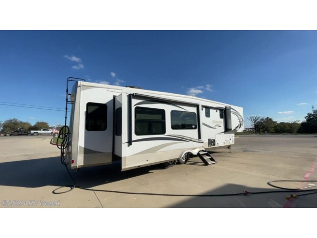 2018 Forest River COLUNMBUS 383FB - Used Fifth Wheel For Sale by RV Depot in Cleburne , Texas